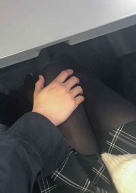 裙下是野兽
