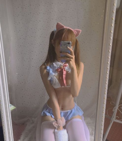 远山淡影