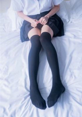 唱歌的大姐姐也想谈恋爱动漫