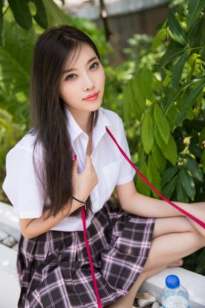 不穿内裤的瑜伽教练