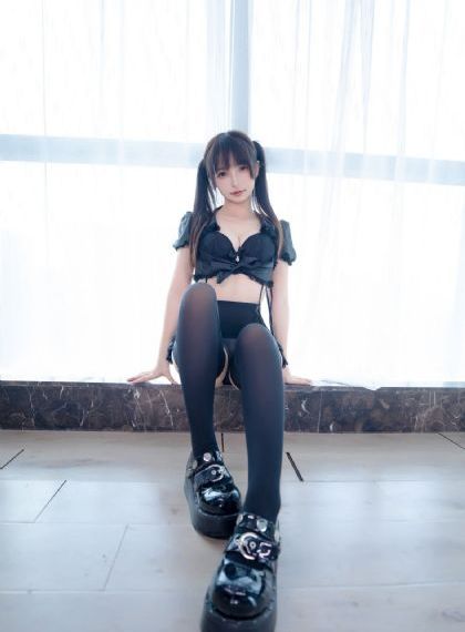 在厨房子伦对白