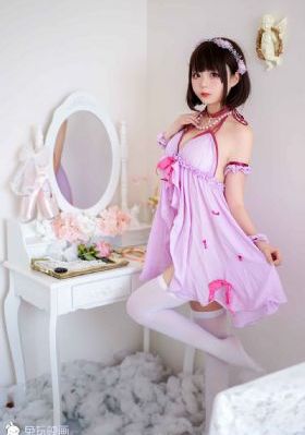 迷人的保姆.