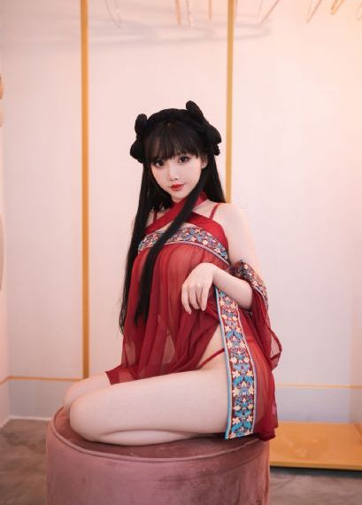 相亲对象是自己的学生动漫