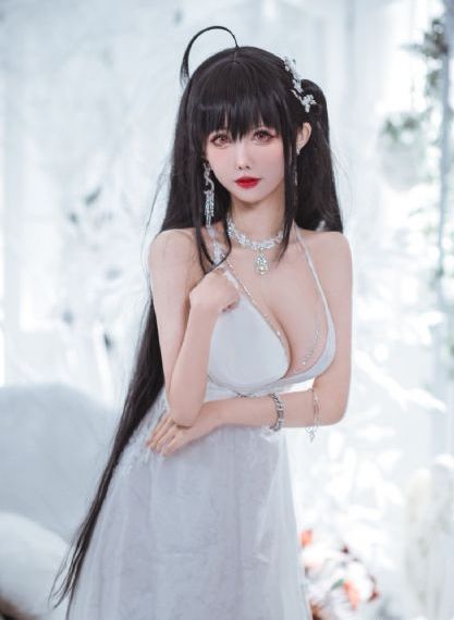 三人弄娇妻高潮3p