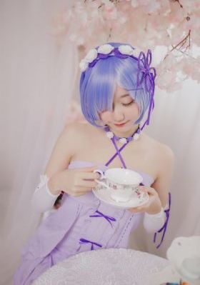朋友的邻居