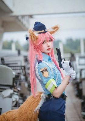 年轻妻子